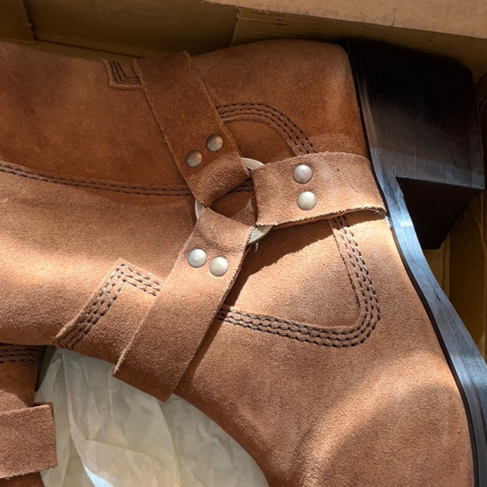 Brit Harness Boot - Picture 6 of 8